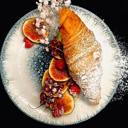 Rooftop Wawel View With Jacuzzi L Luxury 아파트