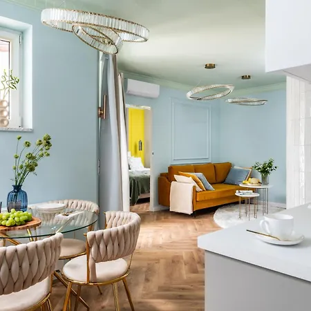 Rooftop Wawel View With Jacuzzi L Luxury Apartmán