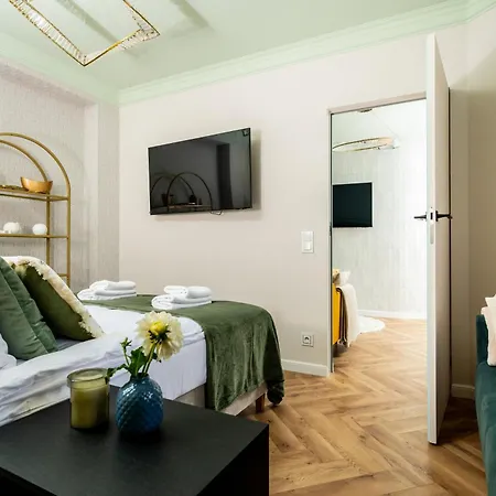 Rooftop Wawel View With Jacuzzi L Luxury Cracovia